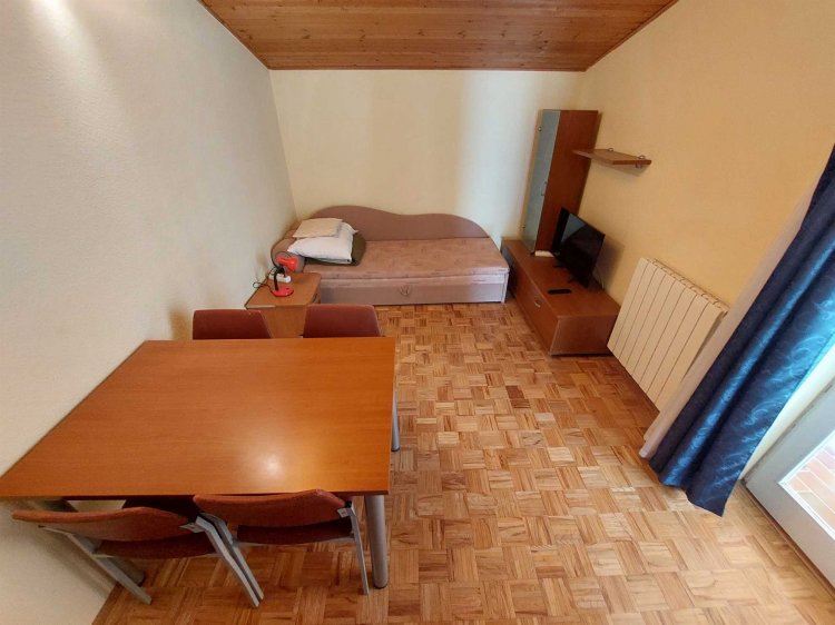 Hilda Apartment A4+1