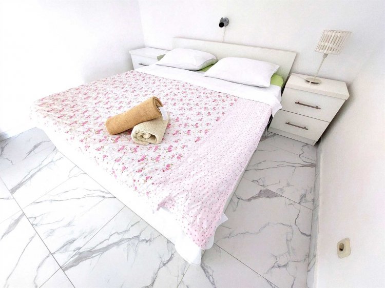 App Kraljevic A2+2 (A1S)