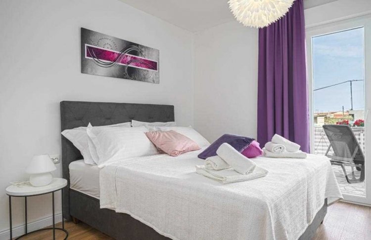 Apartment Relja A4+1 (1060)