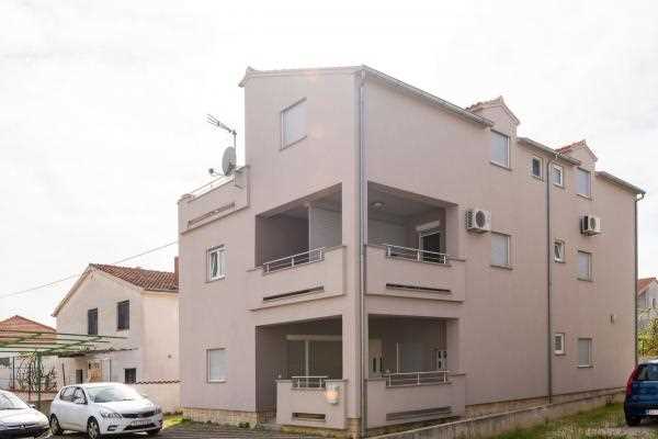 Apartment Beni studio A2 no.4