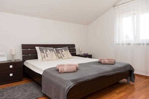 Apartment Beni A4+2 no.5